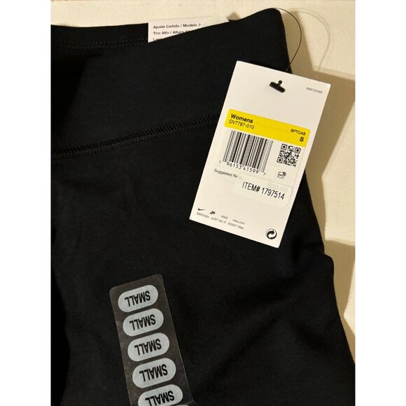 Nike Women's Tight Fit High Rise 8" Length Shorts SZ XS‎ Cotton/Polyester Black - Picture 6 of 8